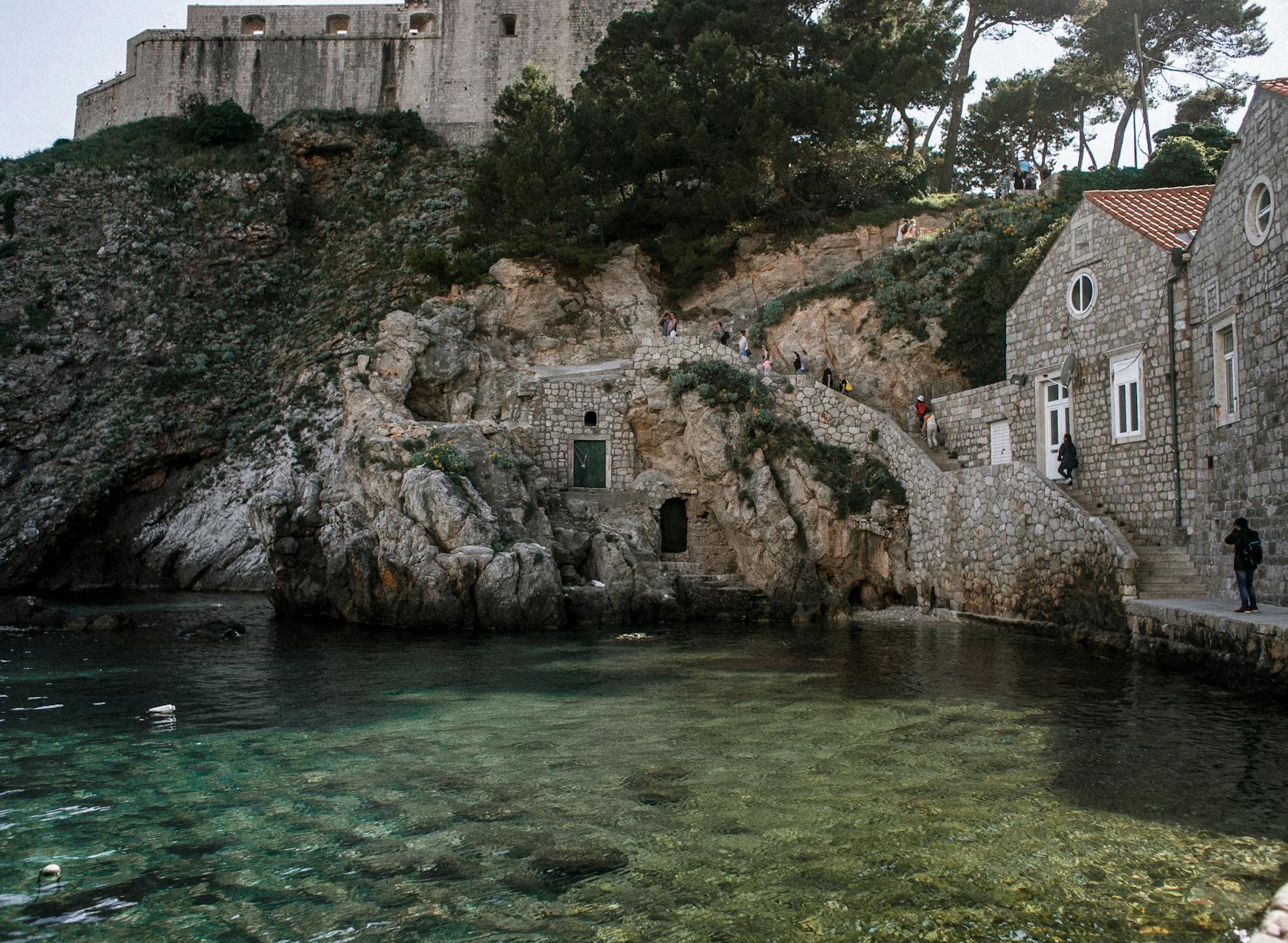 ΝΤΟΥΜΠΡΟΒΝΙΚ  ταξιδι καλοκαιρι