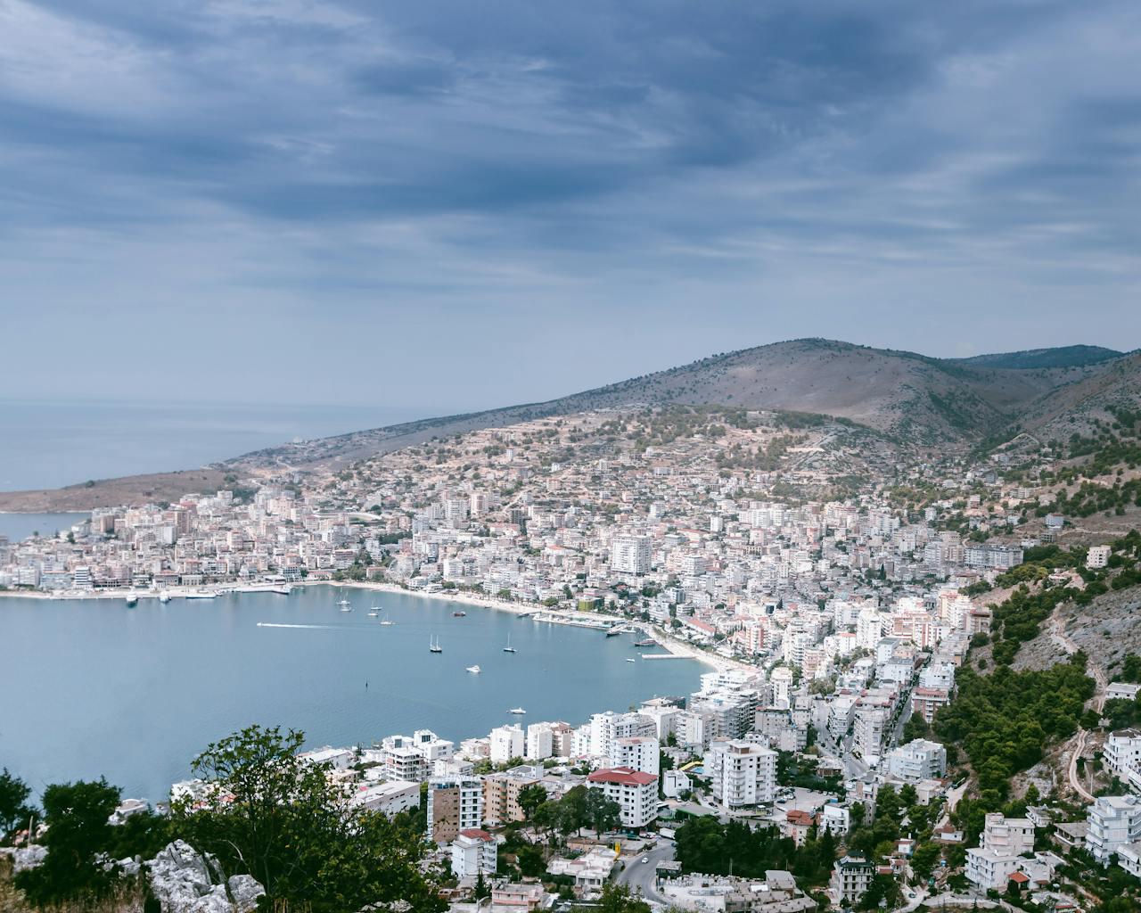 Πανοραμα Αλβανιας φθινοπωρο διακοπες 2025