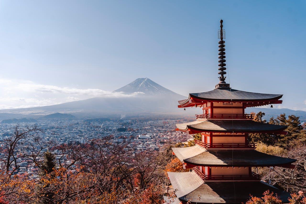 Η παγόδα Chureito  με θέα το όρος Fuji